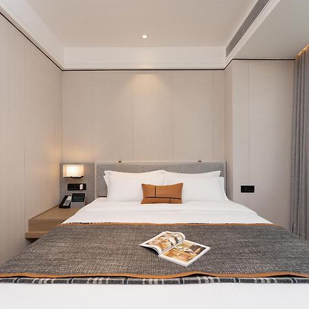 Cm Serviced Apartment Shenzhen Dongmen Екстер'єр фото