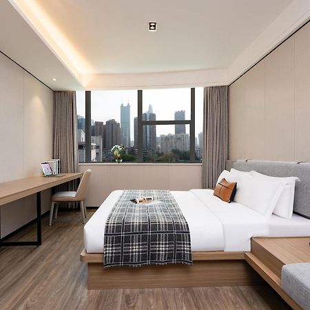 Cm Serviced Apartment Shenzhen Dongmen Екстер'єр фото