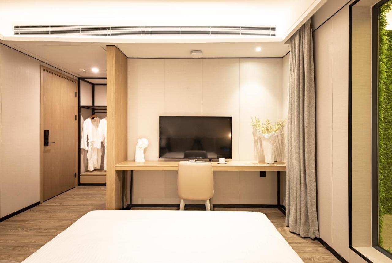 Cm Serviced Apartment Shenzhen Dongmen Екстер'єр фото