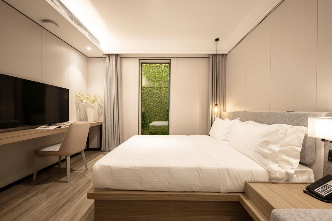 Cm Serviced Apartment Shenzhen Dongmen Екстер'єр фото