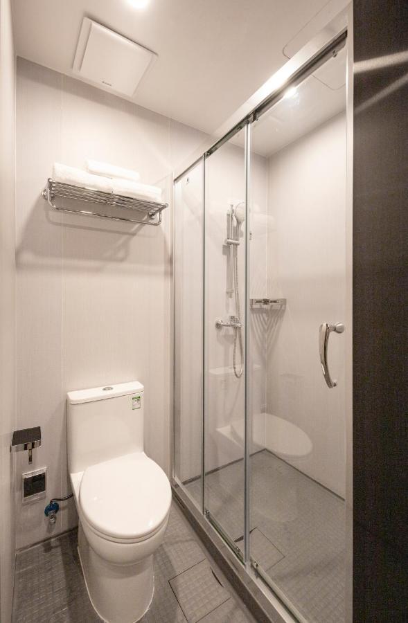 Cm Serviced Apartment Shenzhen Dongmen Екстер'єр фото