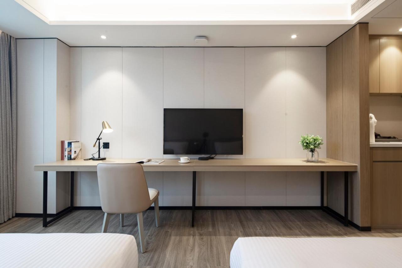 Cm Serviced Apartment Shenzhen Dongmen Екстер'єр фото