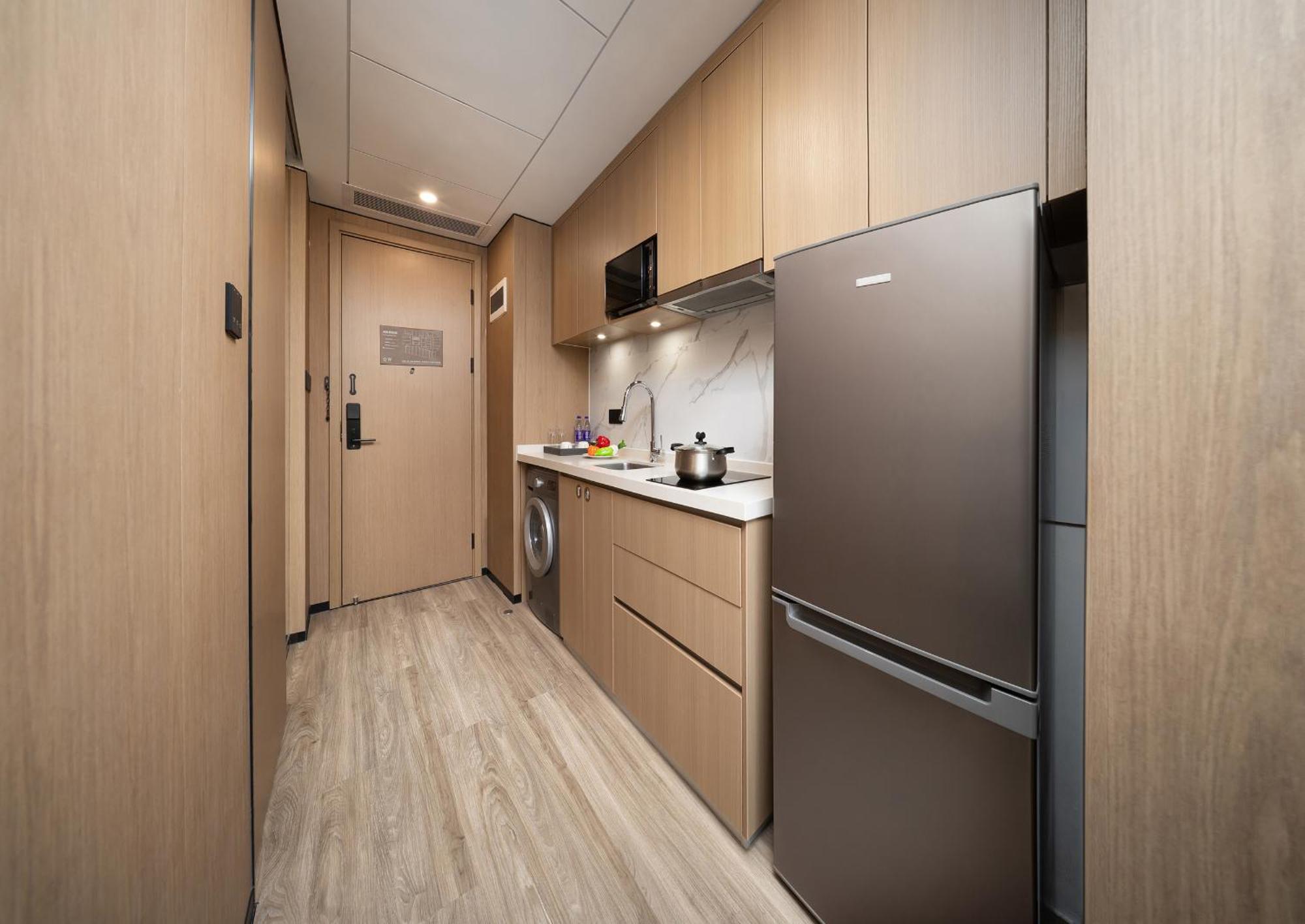 Cm Serviced Apartment Shenzhen Dongmen Екстер'єр фото