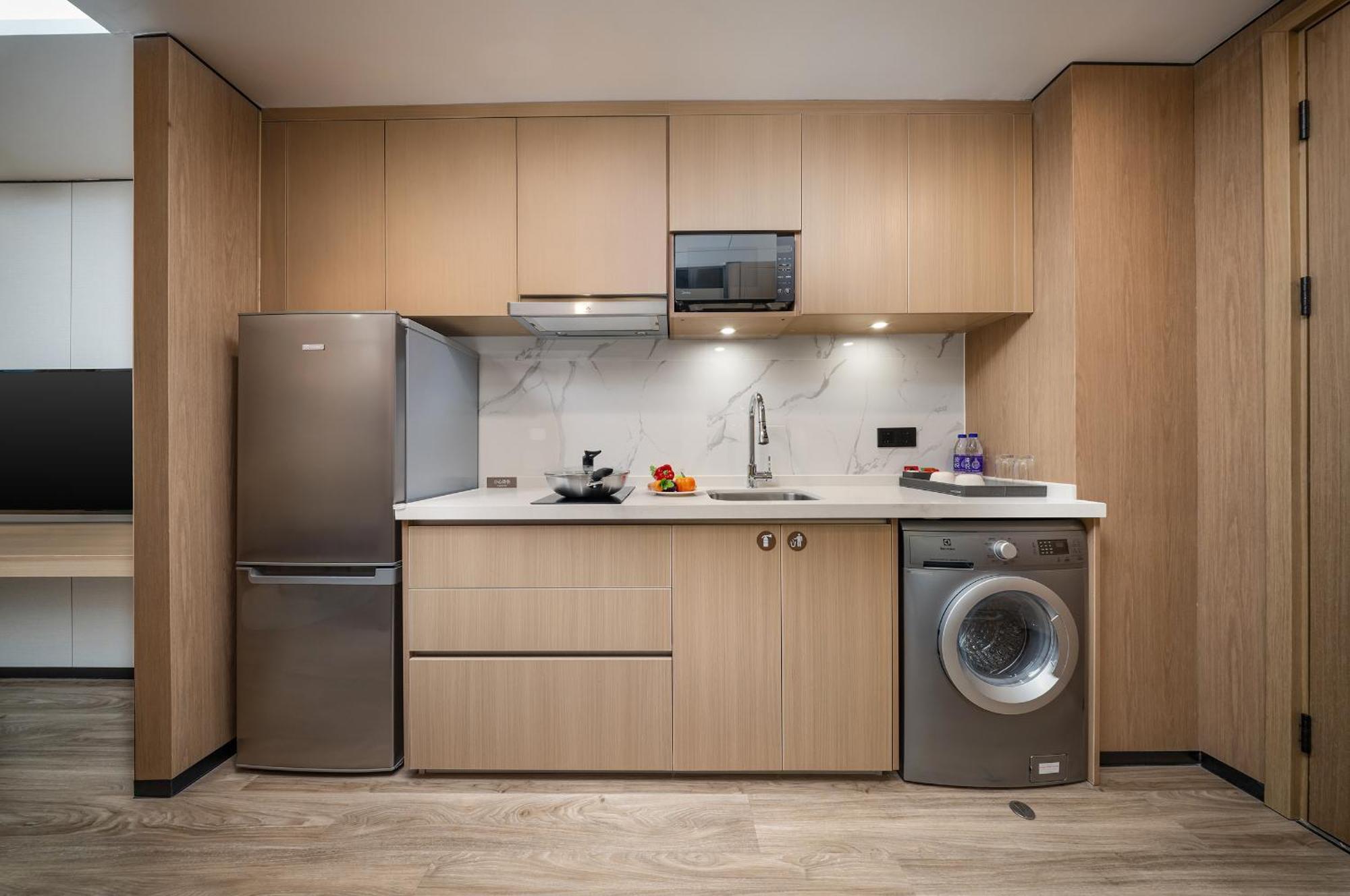 Cm Serviced Apartment Shenzhen Dongmen Екстер'єр фото