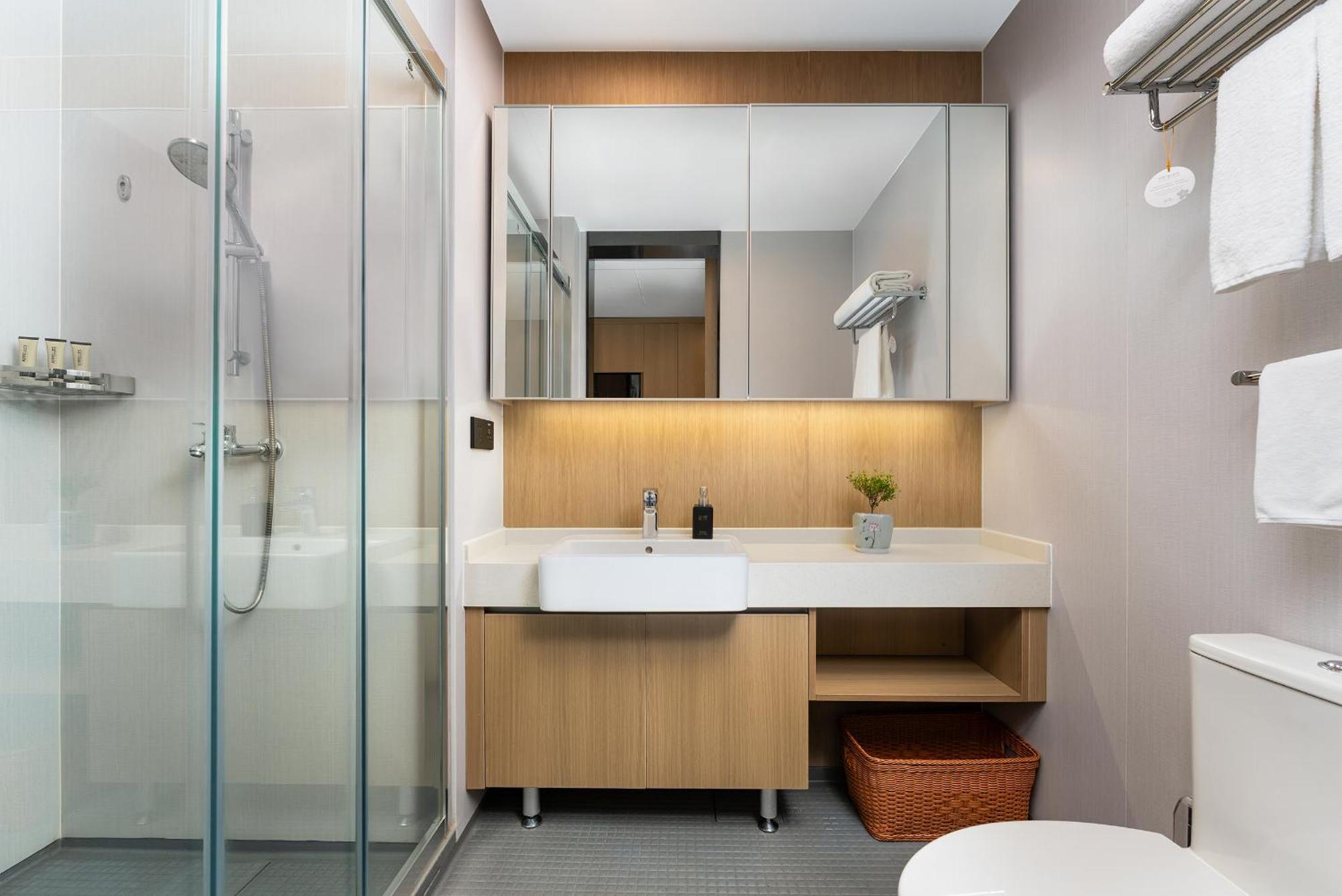 Cm Serviced Apartment Shenzhen Dongmen Екстер'єр фото