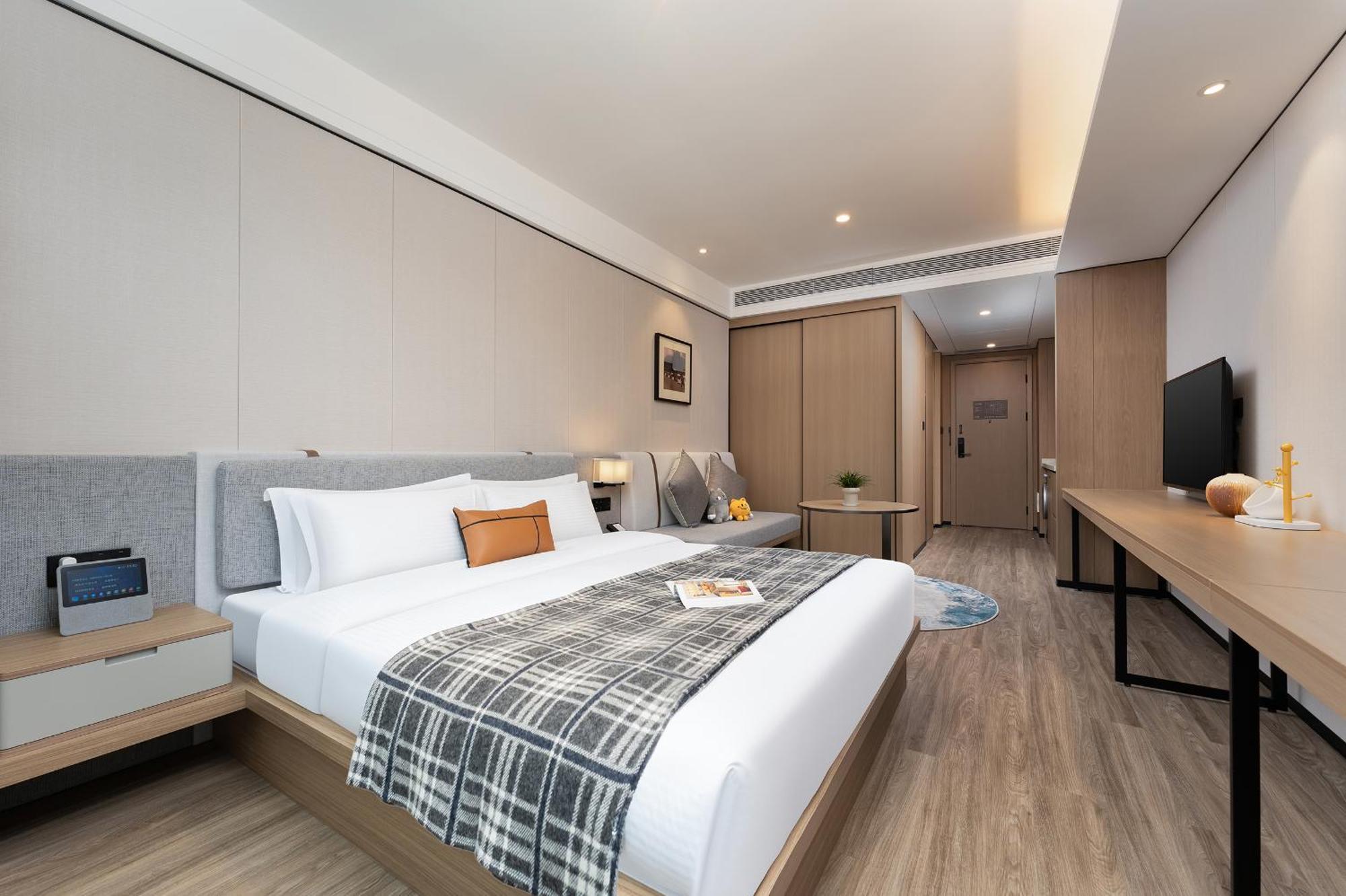 Cm Serviced Apartment Shenzhen Dongmen Екстер'єр фото